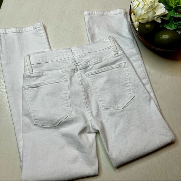 Frame Le High Straight Jean - Picture 9 of 10